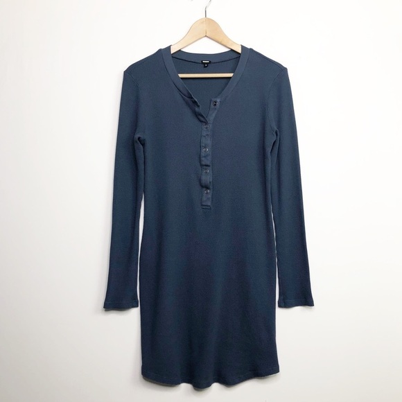 𝅺MONROW  L Blue waffle knit Henley dress - Picture 10 of 12